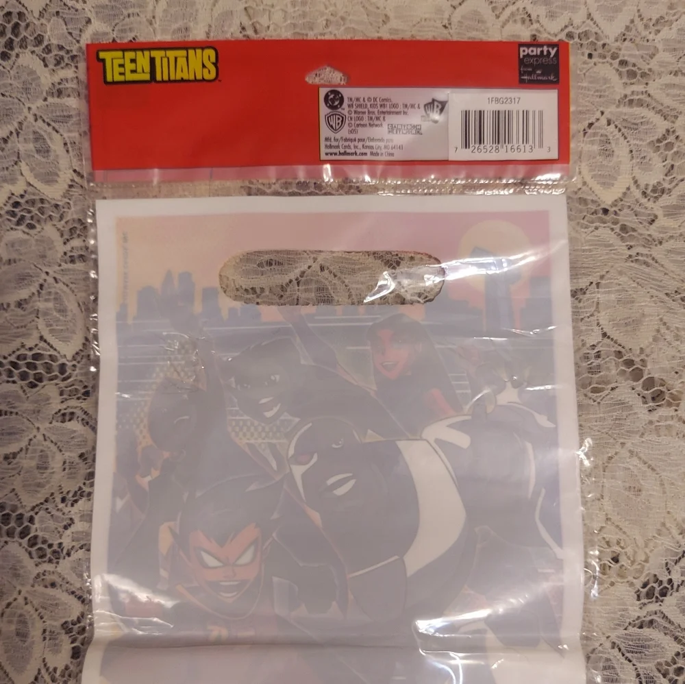 3 Packages Teen Titans Party Treat Sacks Hallmark